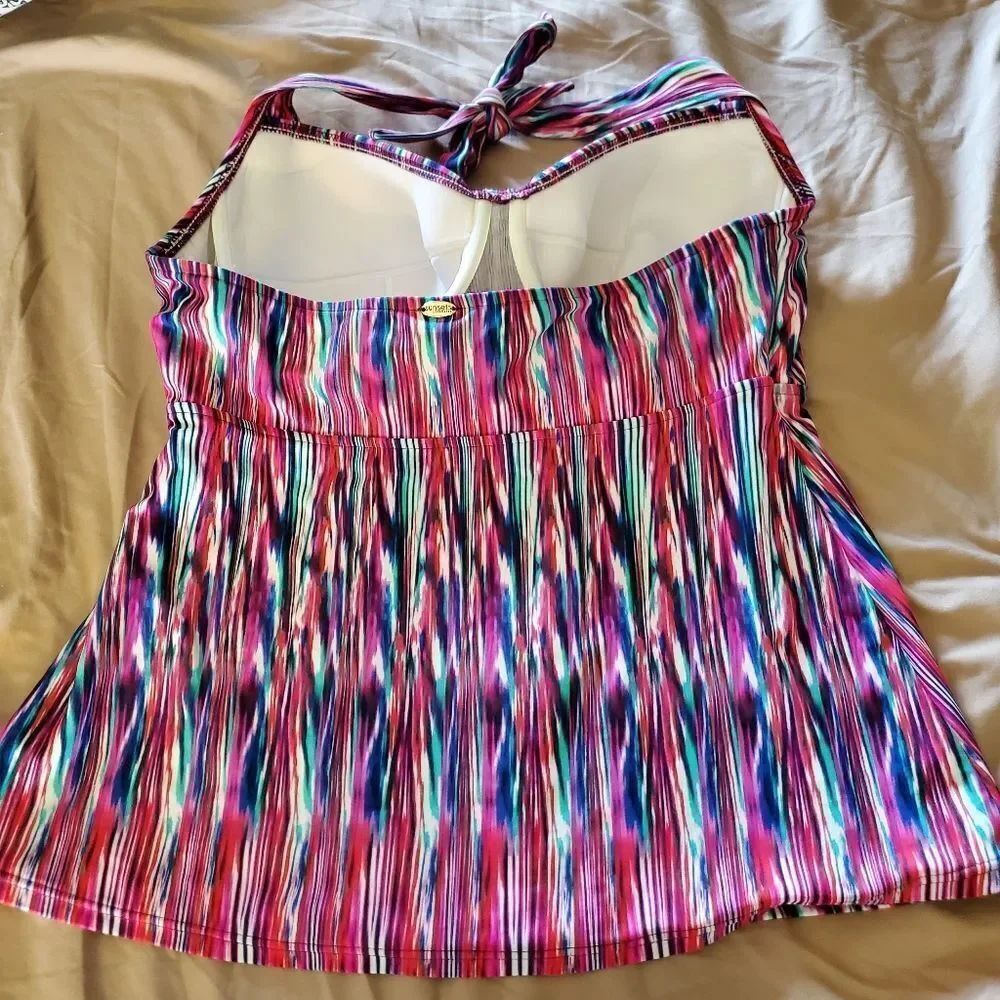 Swim tops - Picture 4 of 7